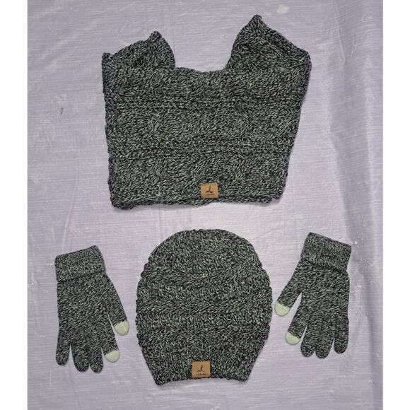 Ladies Black & White Warm Fleece Knit Winter Hat, Scarf & Touch Screen Glove Set - Picture 3 of 10